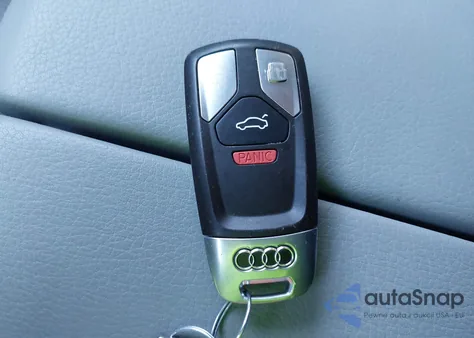 2018 Audi Q7 3.0T Premium z USA, uszkodzony, nr VIN WA1LAAF7XJD007692